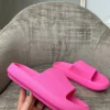 Brooklyn Textured Single Strap Slider - Fuchsia