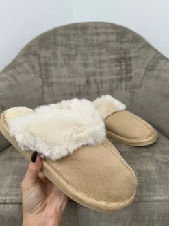 Kylie Faux-Fur Slippers- Beige